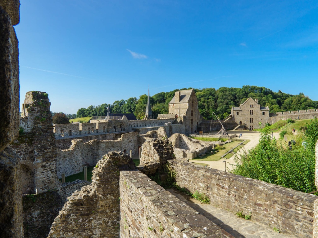 Fougeres
