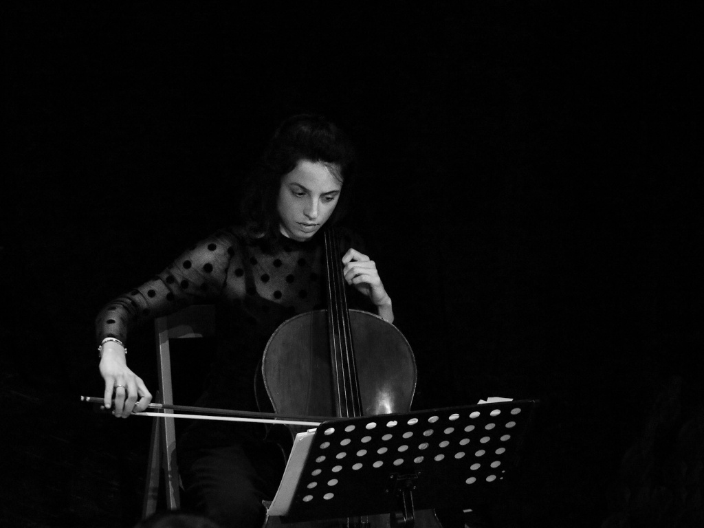 Violoncello _ Teatro dei Filodrammatici 